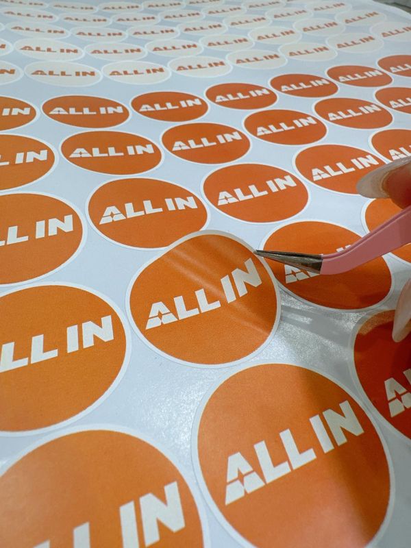 in decal tem nhãn sticker
