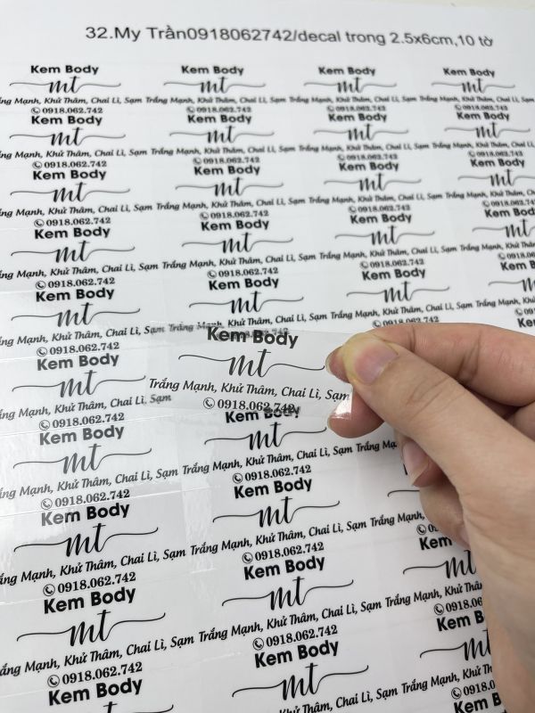 in decal tem nhãn logo