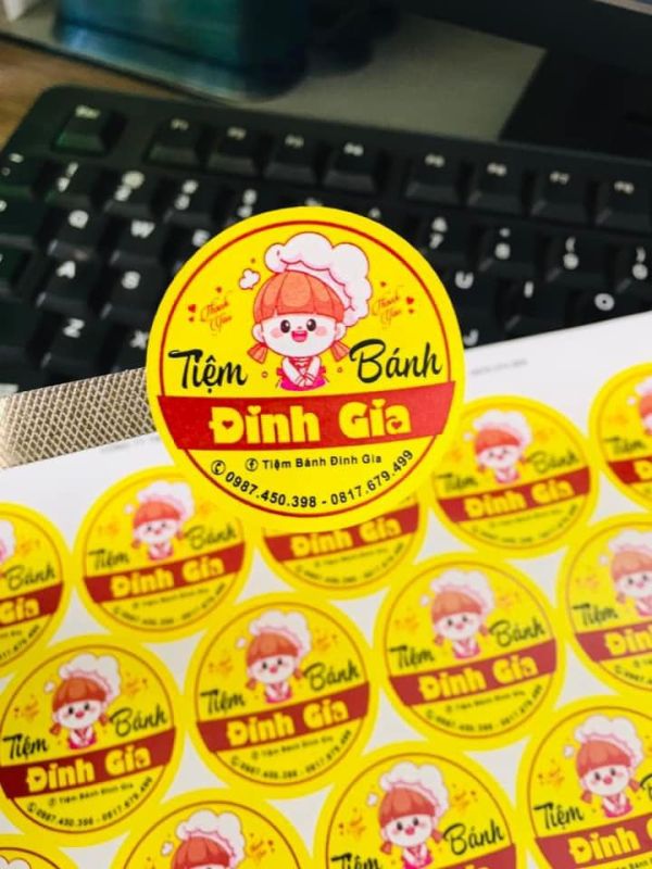 in decal logo