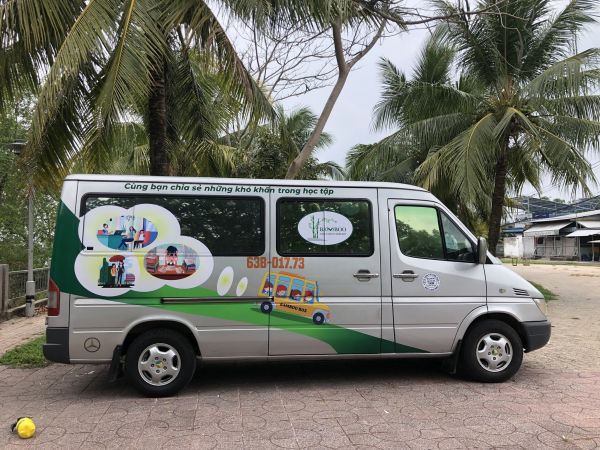 decal quảng cáo ô tô
