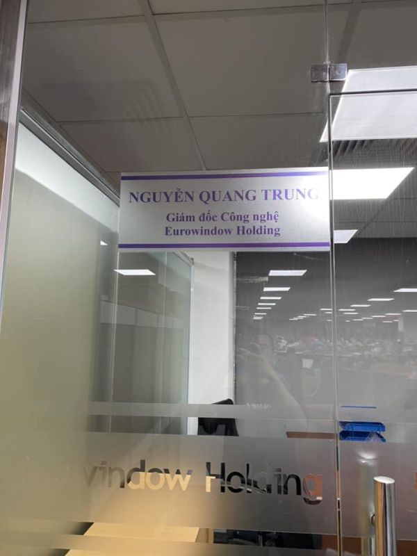 in decal dán kính văn phòng