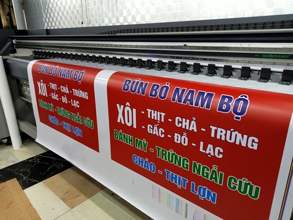 in banner quận 8