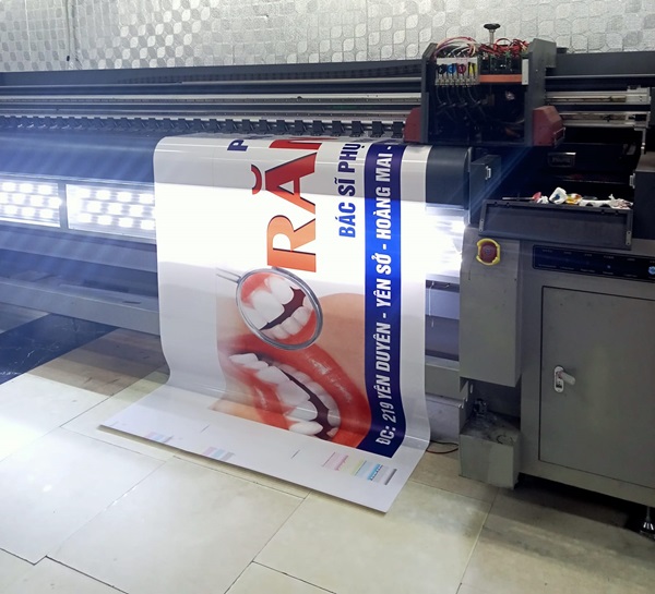 in bạt quảng cáo quận 10