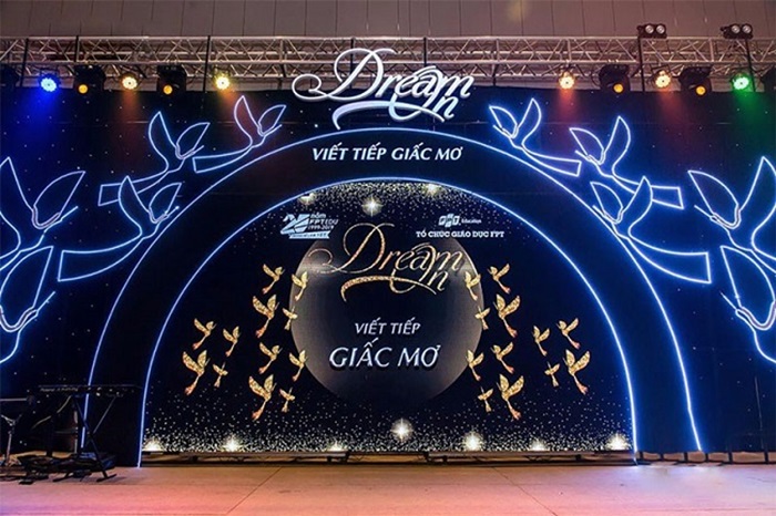 in backdrop quận 3