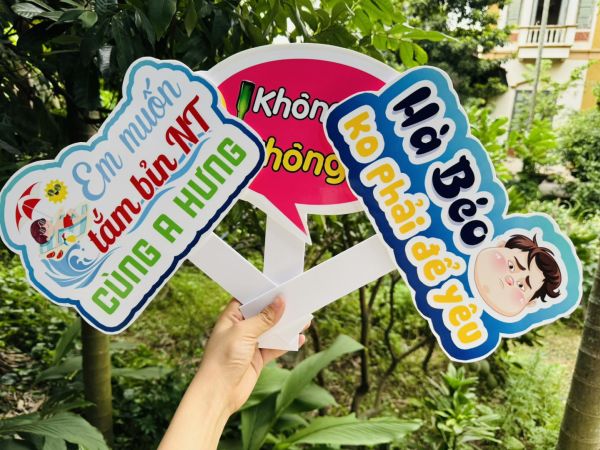 in hashtag cầm tay