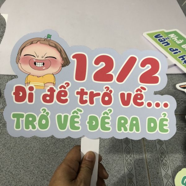 in hashtag cầm tay