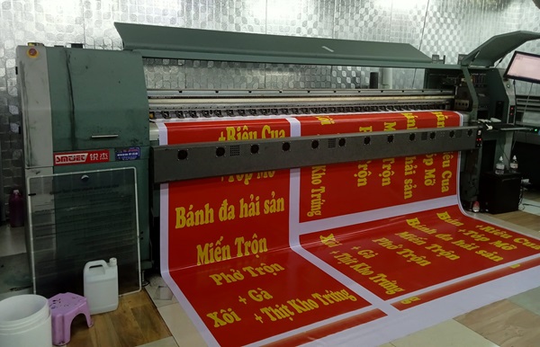 in băng rôn quận 10