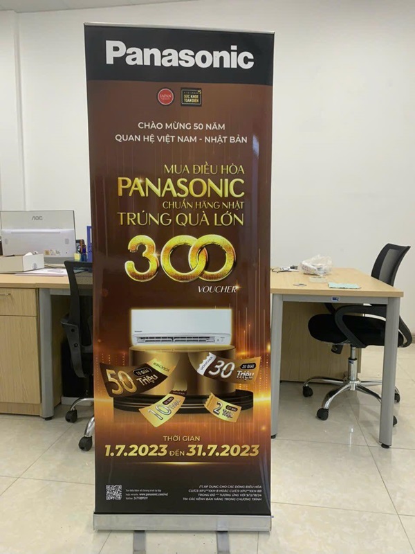 standee cuốn nhôm đẹp